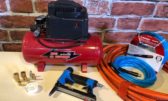 How to Use a Nail Gun With Compressor